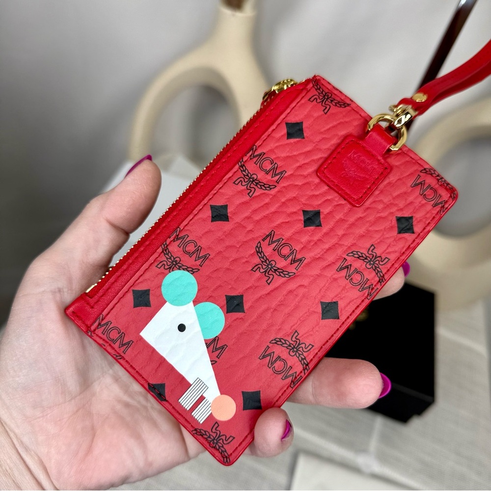 NEW! Unisex MCM Viva Red Visetos Year Of The Mouse Lanyard Card Holder - Picture 10 of 17